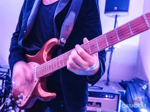organisateur-spectacle-concert-de-groupe-live-guitare