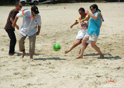 organisation-evenements-exterieurs-plage-football