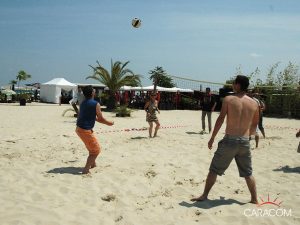 organisation-evenements-exterieurs-plage-volley