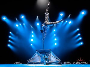 organisation-spectacle-cirque-acrobates-equilibre-4